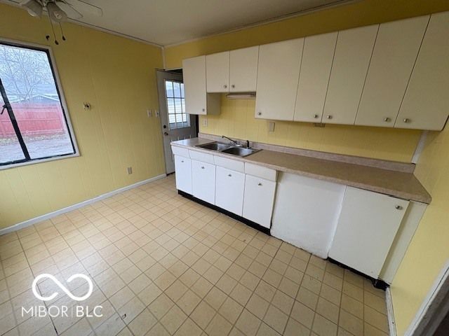 2025 S Lazy Creek Drive, Muncie, IN 47302