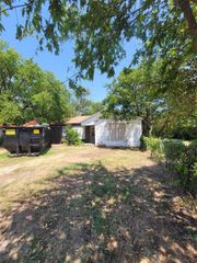 5716 Cowden Street, Sansom Park, TX 76114