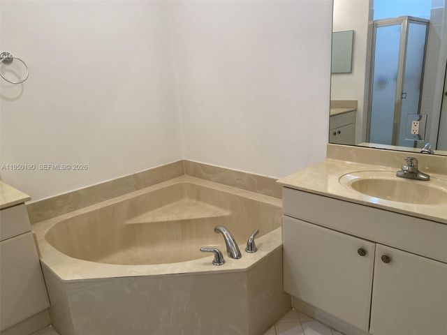 1659 Passion Vine Circle 184, Weston, FL 33326