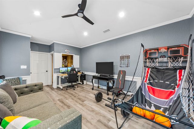 5601 Burgundy Drive, Greenville, TX 75402