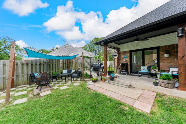 5601 Burgundy Drive, Greenville, TX 75402