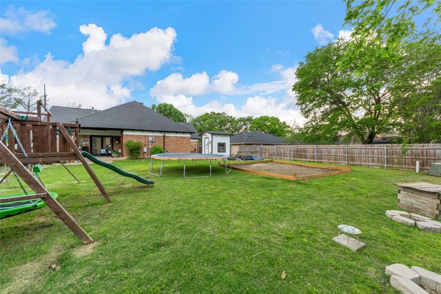 5601 Burgundy Drive, Greenville, TX 75402
