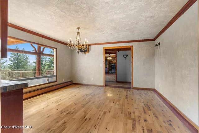 5239 E DODD RD, Hayden, ID 83835