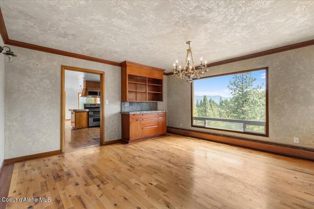5239 E DODD RD, Hayden, ID 83835
