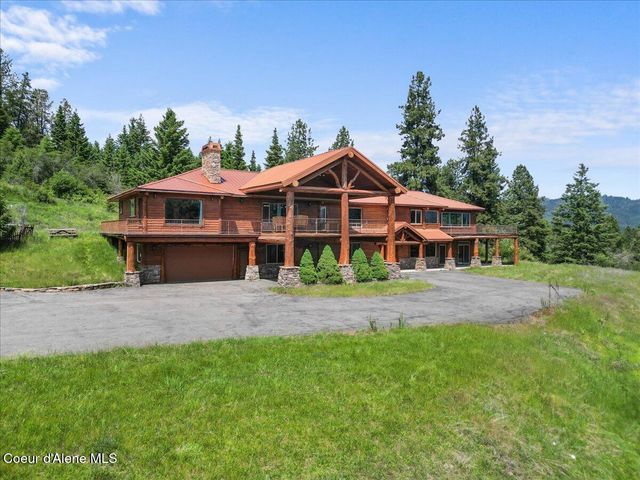 5239 E DODD RD, Hayden, ID 83835