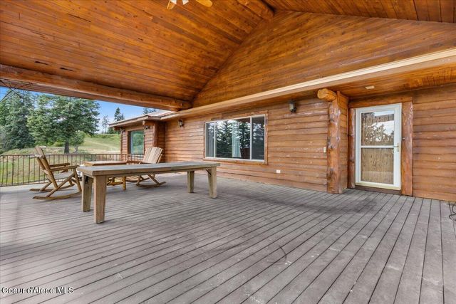 5239 E DODD RD, Hayden, ID 83835