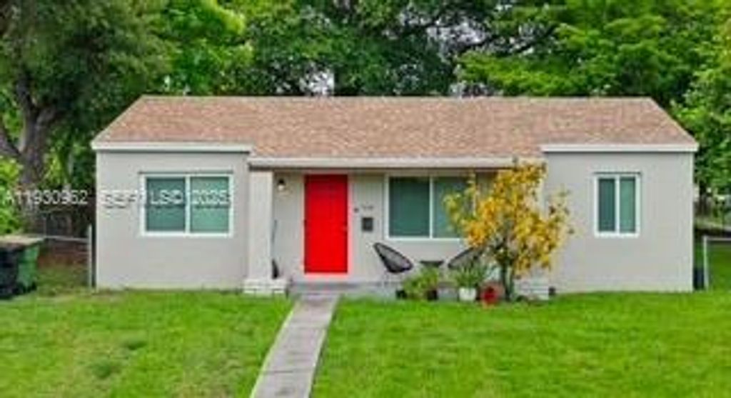 1385 NE 133rd St -, North Miami, FL 33161