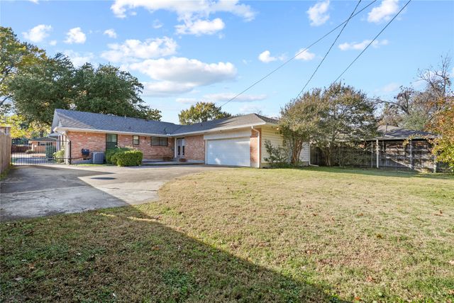 6706 Kingsbury Drive, Dallas, TX 75231