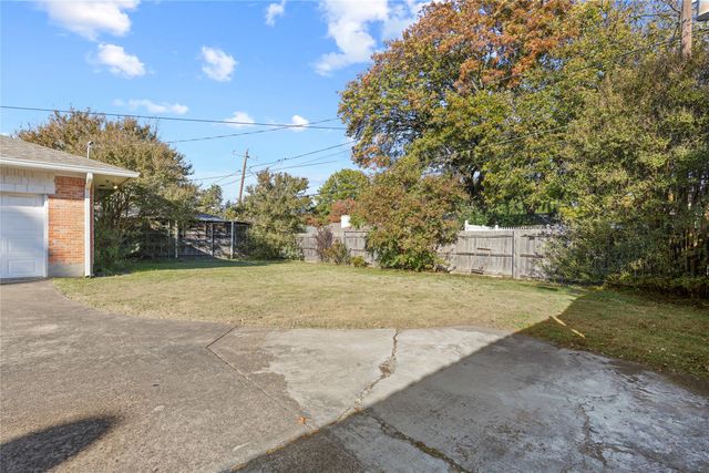 6706 Kingsbury Drive, Dallas, TX 75231