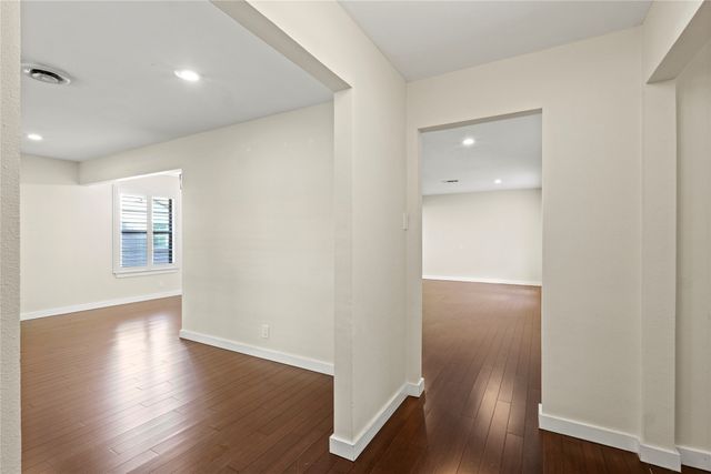 6706 Kingsbury Drive, Dallas, TX 75231