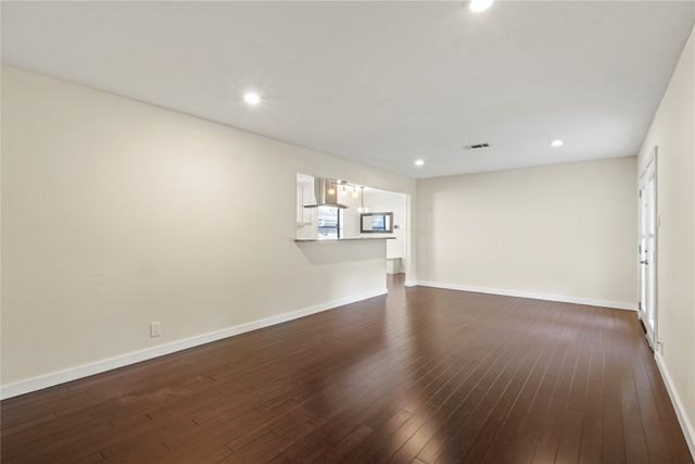 6706 Kingsbury Drive, Dallas, TX 75231