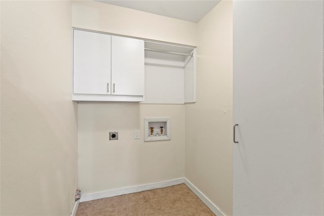 6706 Kingsbury Drive, Dallas, TX 75231