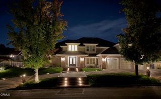 848 Greenridge Drive, La Canada Flintridge, CA 91011