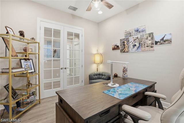 8665 Dilillo CT, Naples, FL 34119