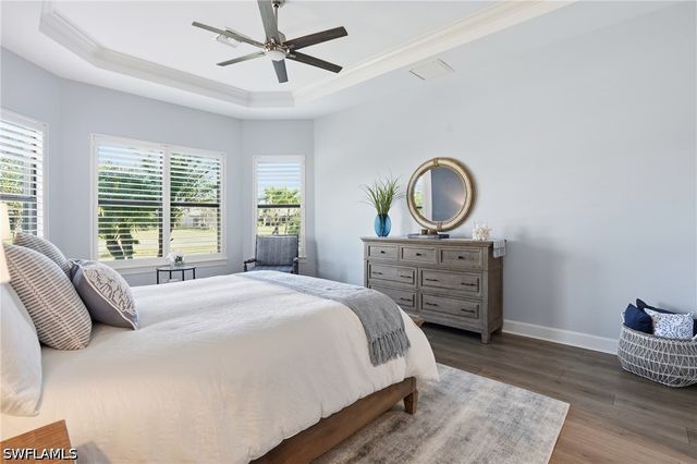 8665 Dilillo CT, Naples, FL 34119