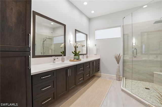 8665 Dilillo CT, Naples, FL 34119