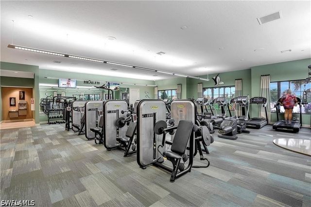 8665 Dilillo CT, Naples, FL 34119