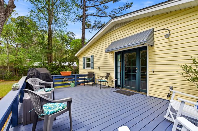 1215 Park Hill Dr., Conway, SC 29526