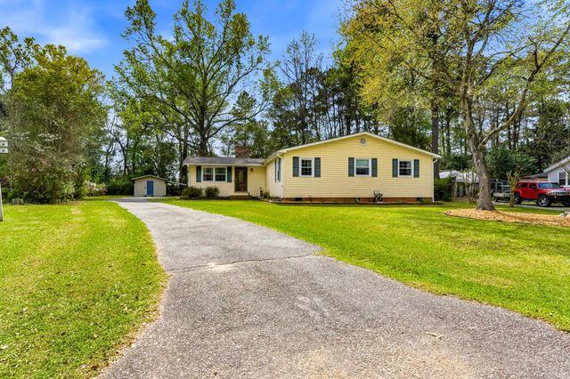 1215 Park Hill Dr., Conway, SC 29526