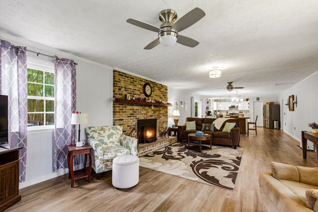 1215 Park Hill Dr., Conway, SC 29526