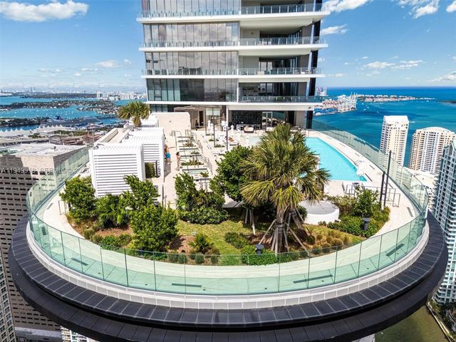 300 Biscayne Boulevard Way 4507W, Miami, FL 33131