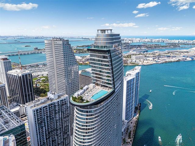 300 Biscayne Boulevard Way 4507W, Miami, FL 33131