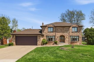 38300 Santa Barbara Street, Clinton Twp, MI 48036
