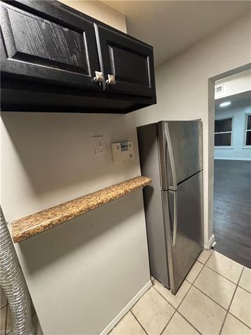 1646 Darren CIR, Portsmouth, VA 23701