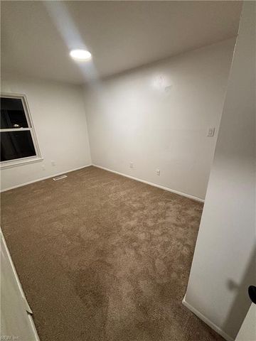1646 Darren CIR, Portsmouth, VA 23701