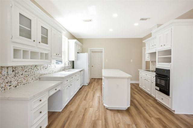 8011 Null Court, Spring, TX 77379