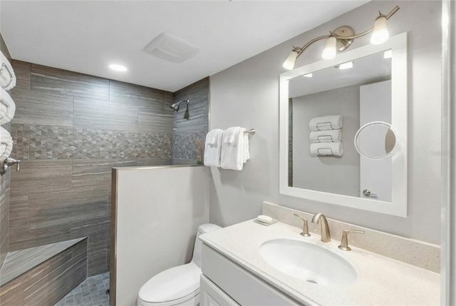 1650 1ST AVENUE W 307B, Bradenton, FL 34205