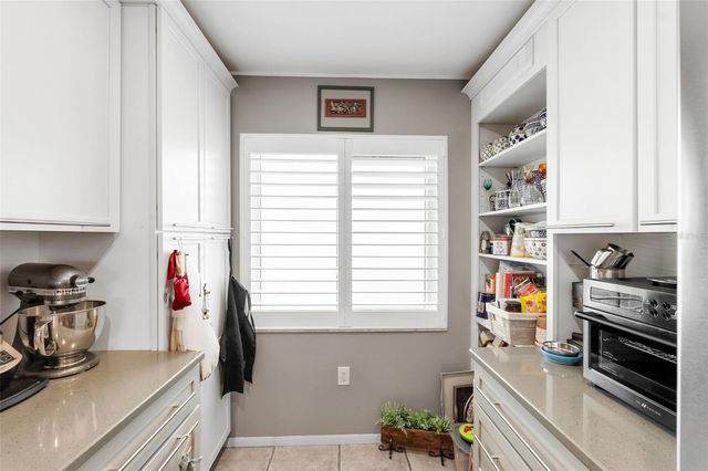 1650 1ST AVENUE W 307B, Bradenton, FL 34205