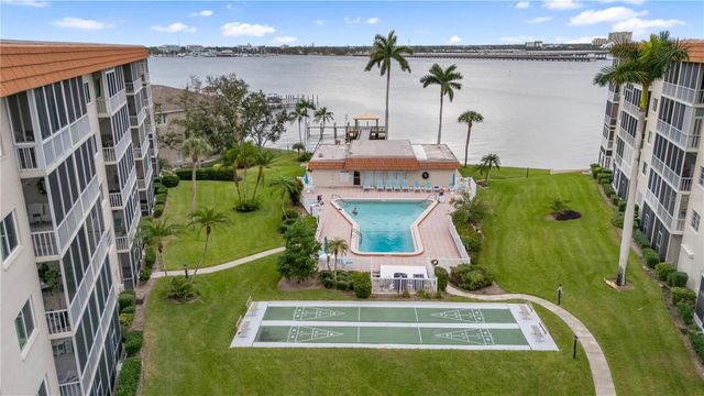 1650 1ST AVENUE W 307B, Bradenton, FL 34205