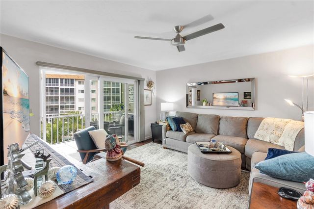 1650 1ST AVENUE W 307B, Bradenton, FL 34205