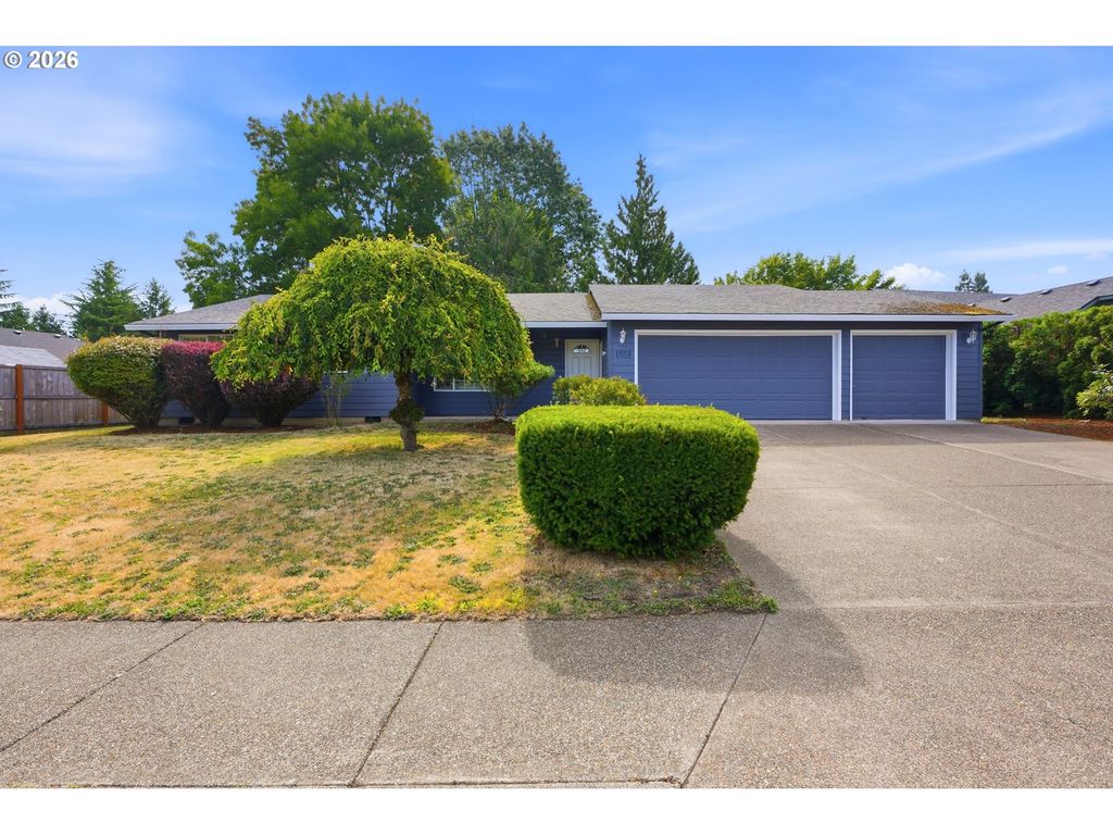 Image 1 of property listing at 1658 Sw GOUCHER St, Mc Minnville, OR 97128