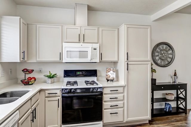 8516 Rancho Diego Place NE, Albuquerque, NM 87113