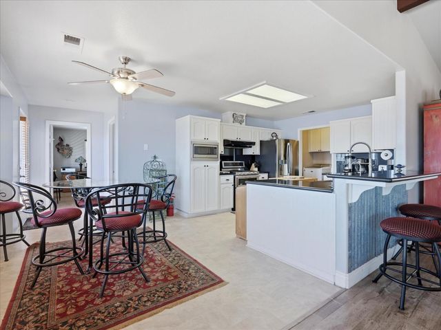 39380 Suncrest Court, Oakhurst, CA 93644