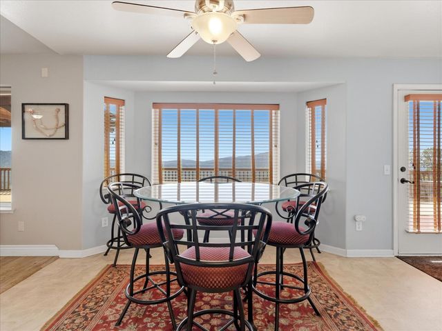 39380 Suncrest Court, Oakhurst, CA 93644