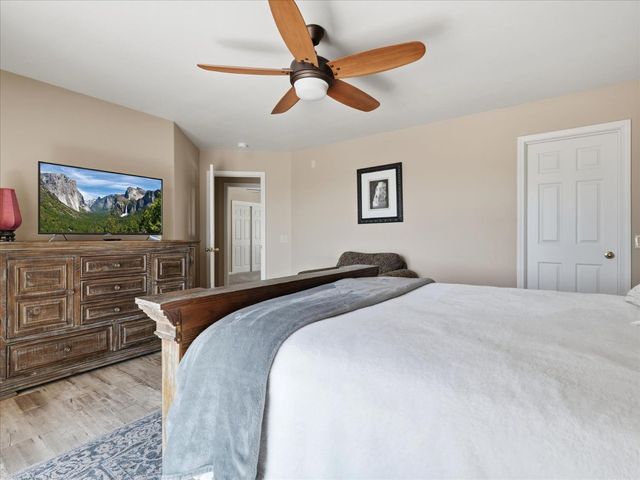 39380 Suncrest Court, Oakhurst, CA 93644