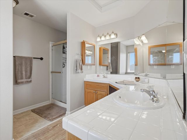 39380 Suncrest Court, Oakhurst, CA 93644