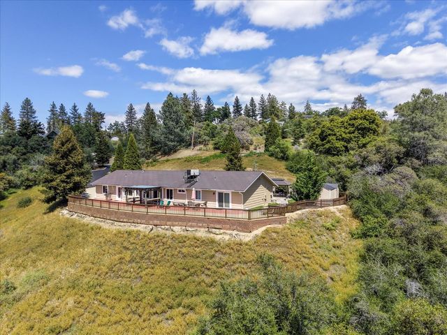 39380 Suncrest Court, Oakhurst, CA 93644