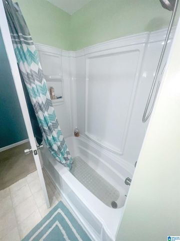 1527 LINDSEY DRIVE SW, Cullman, AL 35055