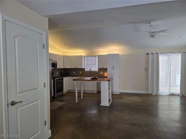 5799 N Park Avenue, Warren, OH 44481