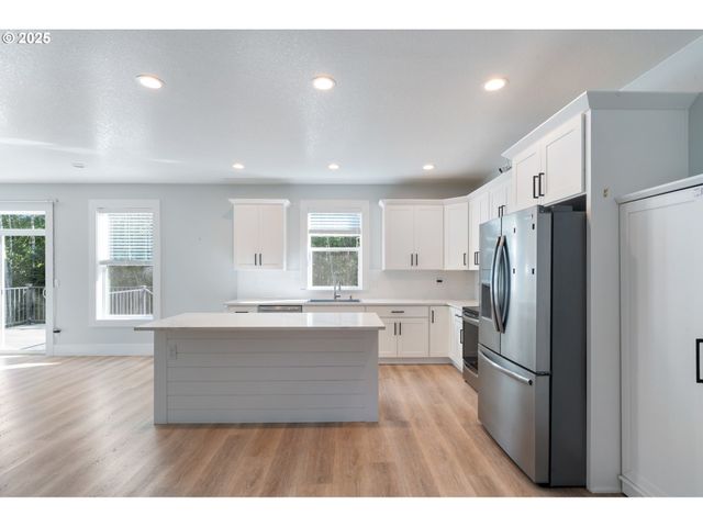 1730 Wayfarer Ln, Netarts, OR 97143
