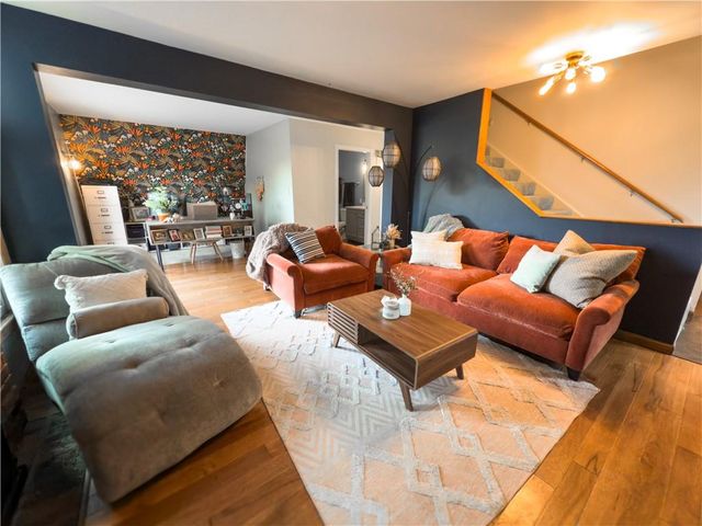 1017 NE 250 Road, Knob Noster, MO 65336