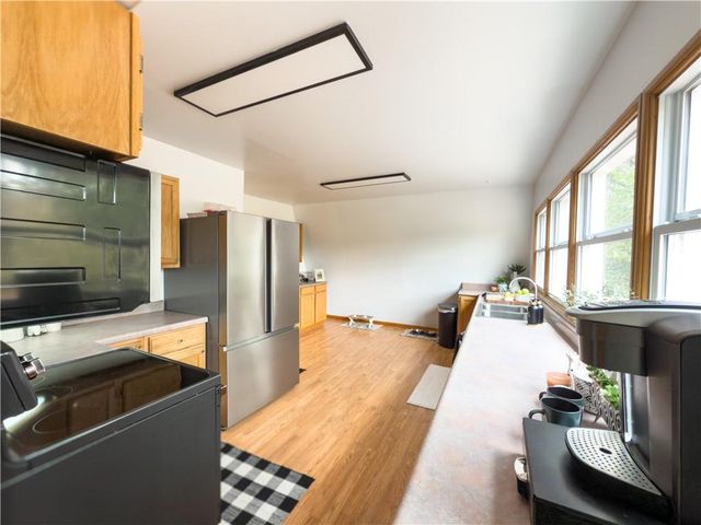 1017 NE 250 Road, Knob Noster, MO 65336