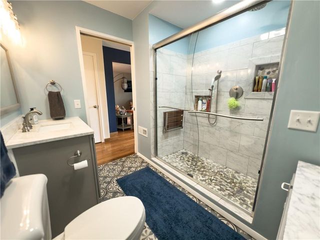 1017 NE 250 Road, Knob Noster, MO 65336