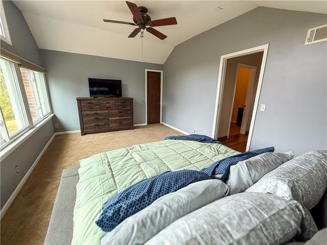 1017 NE 250 Road, Knob Noster, MO 65336