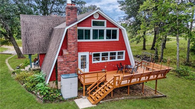 1017 NE 250 Road, Knob Noster, MO 65336