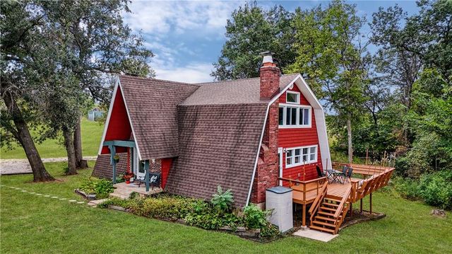 1017 NE 250 Road, Knob Noster, MO 65336